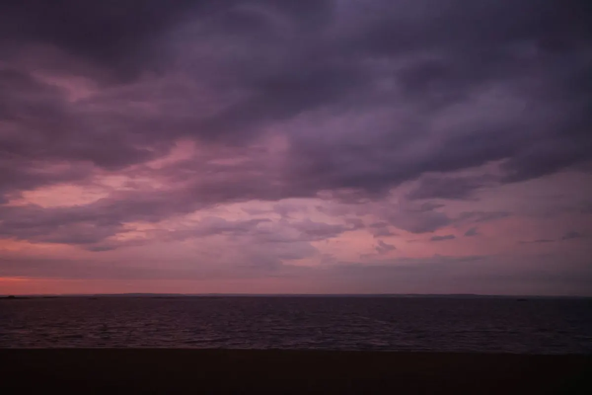 Ciel rose le soir : pourquoi le crépuscule prend ces teintes rosées ?