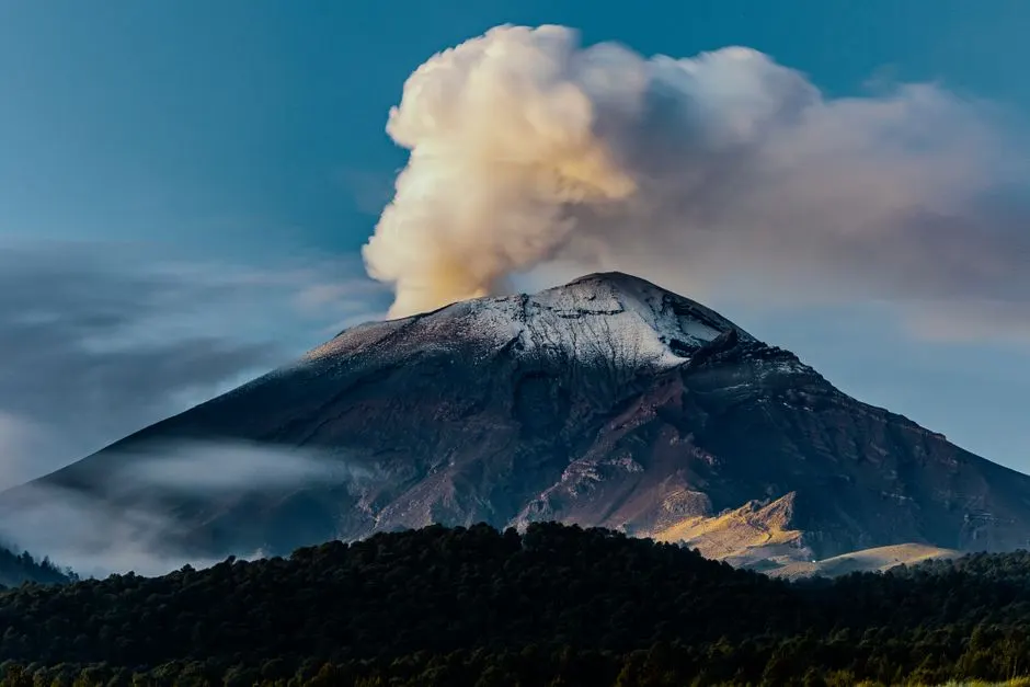 Pourquoi les continents s’épluchent par en dessous ?