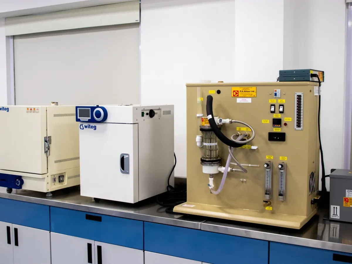 Comment créer des arcs de plasma en laboratoire ? Guide 2026