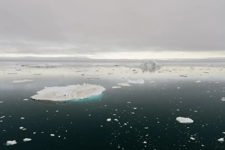 Fonte de l’Arctique : la poussière d’étoile révèle son accélération