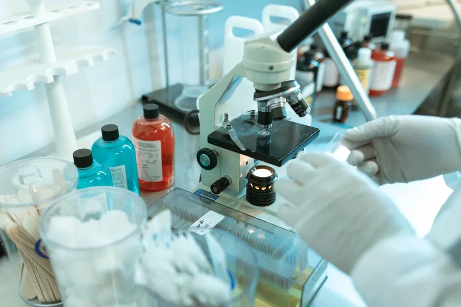 Héros de la médecine : qui sont ces figures admirables ?