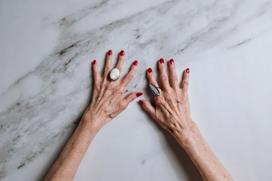 Hygiène après 65 ans : l’erreur de douche à éviter