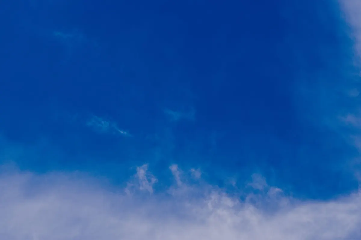 Pourquoi le ciel est bleu ? L'explication simple