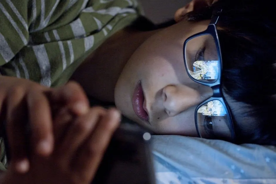 Smartphone la nuit : risques et impacts sur votre santé