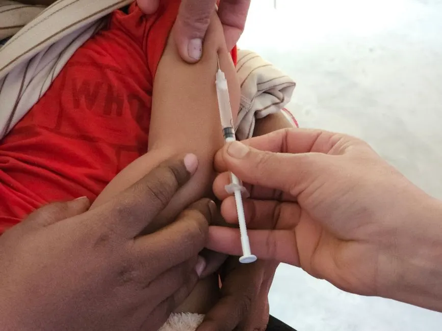 vaccin covid eczema enfant